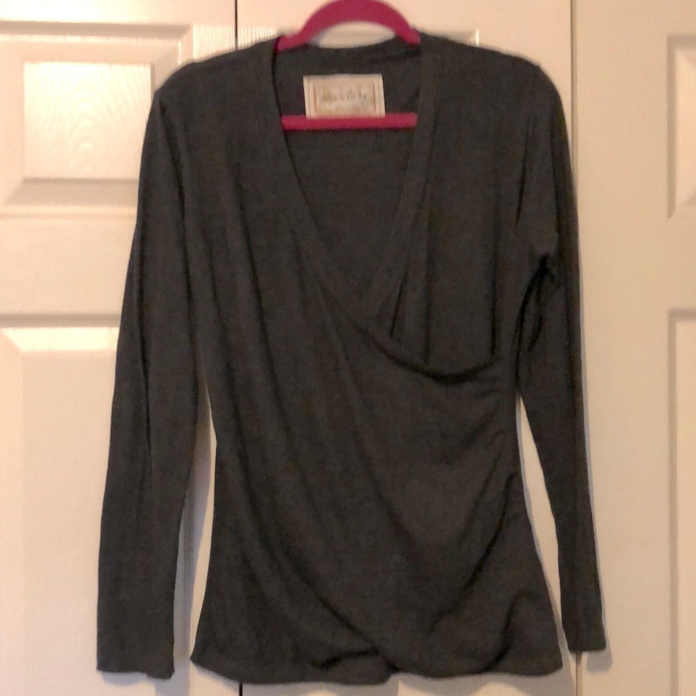 Flattering Aventura top